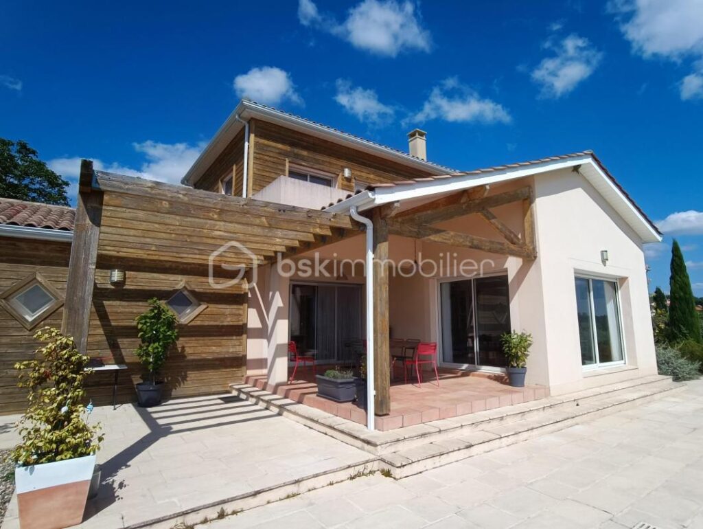 HAVRE DE PAIX : MAISON D&rsquo;ARCHITECTE AVEC VUE IMPRENABLE – 7 pièces – 6 chambres – 220 m²