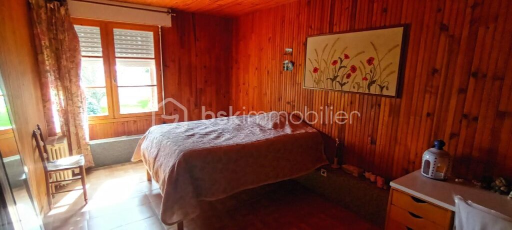 Maison familiale – 11 pièces – 8 chambres – 231 m²