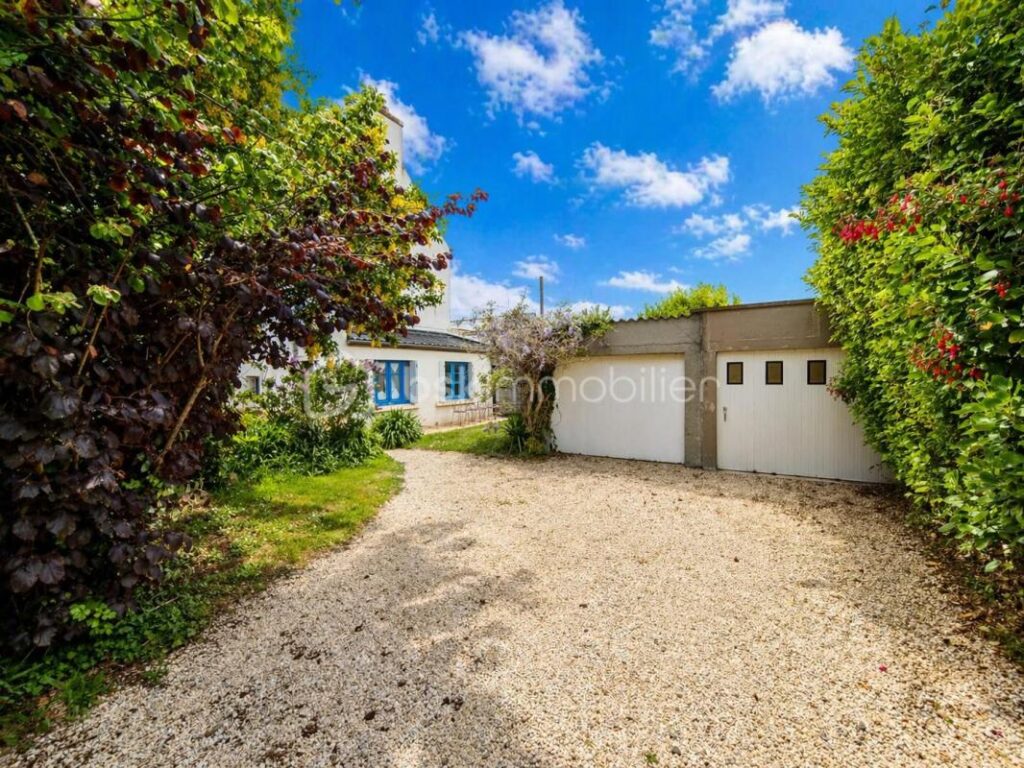 Treffiagat – Maison de famille entre mer et lumière – à 345 m de la plage, grande terrasse – 4 pièces – 3 chambres – 115 m²