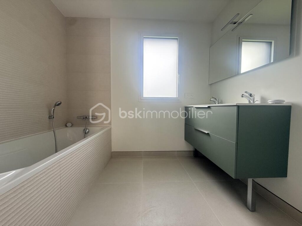EN EXCLUSIVITÉ – Coup de cœur assuré – Maison neuve 123 m² – Vue exceptionnelle – À 15 min de Rennes – Garage – 6 pièces – 4 chambres – 123 m²