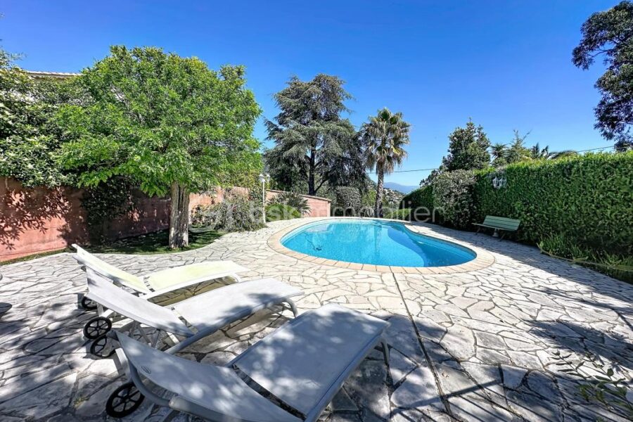 Maison à vendre à Mandelieu la napoule
