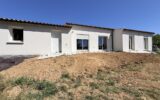 À VENDRE VILLA MODERNE 89M2 – 3 CHAMBRES + GARAGE – SUR 750 M2 DE TERRAIN À GRÉOUX LES BAINS – 4 pièces – 3 chambres – 88 m²