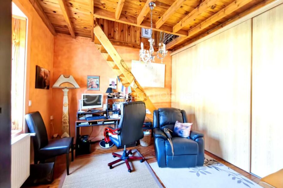 Maison à vendre à Sail sous couzan