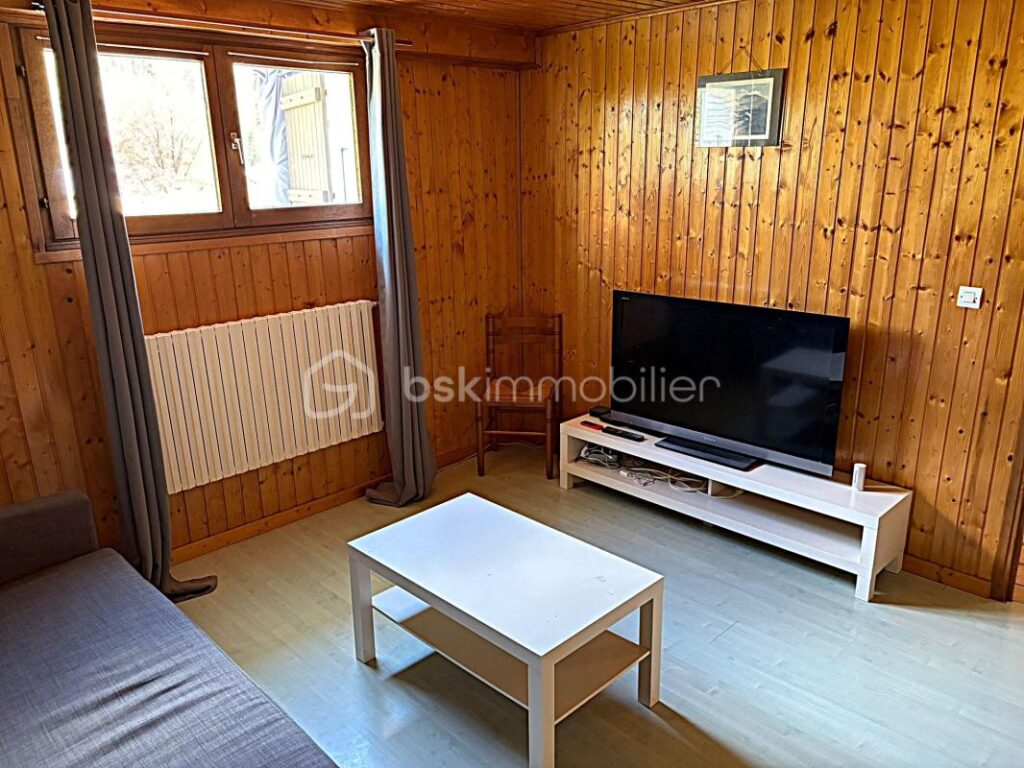 Invitation à l&rsquo;art de vivre au sein d&rsquo;un domaine entre ciel et montagnes ! – 7 pièces – 5 chambres – 134 m²
