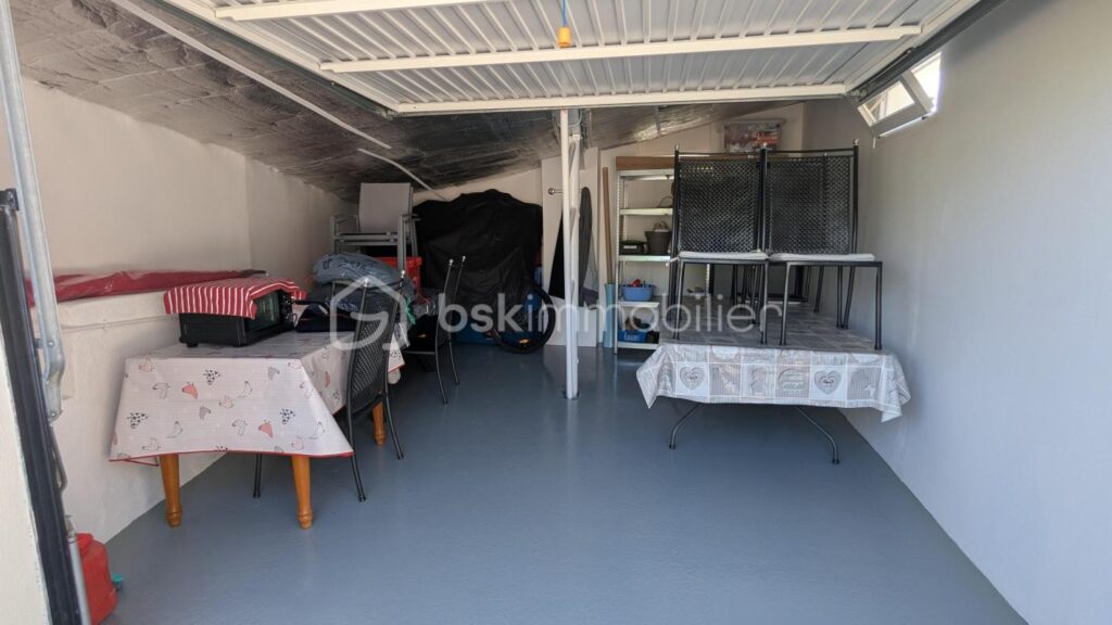 FERME RENOVEE AVEC 1Ha – 4 pièces – 3 chambres – 150 m²