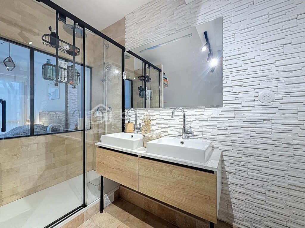 HAUTS DE RUEIL – T2 Dernier étage • large balcon plein soleil • Cave • Parking sécurisé – 2 pièces – 1 chambre – 56 m²