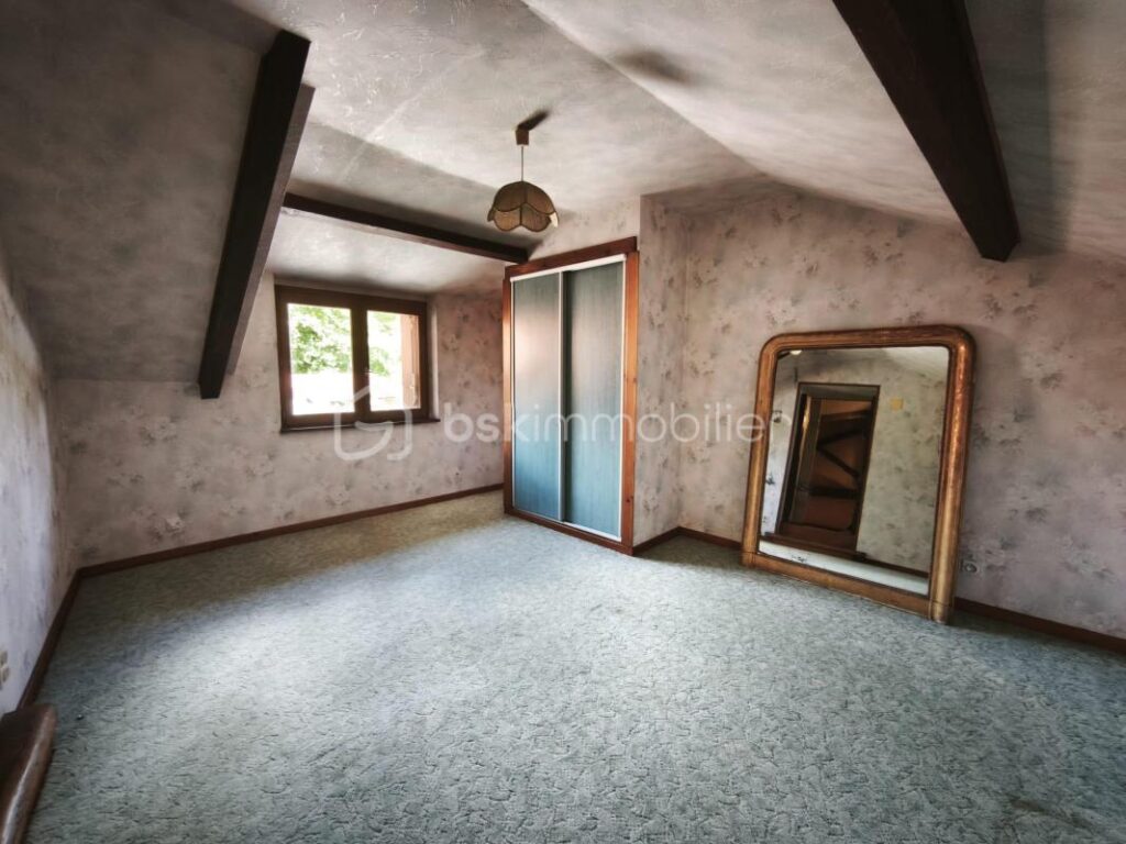 Charmant corps de ferme rénové – 6 pièces – 5 chambres – 205 m²