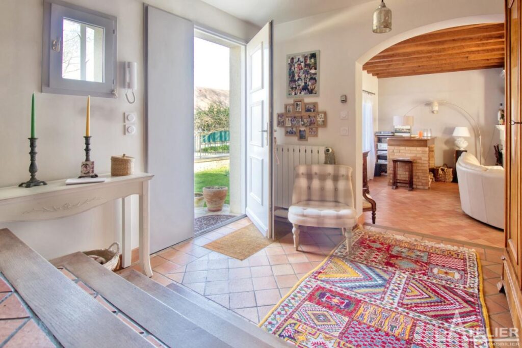 Maison familiale en lisière de forêt – 200m² de calme absolu – 7 pièces – 4 chambres – 211 m²