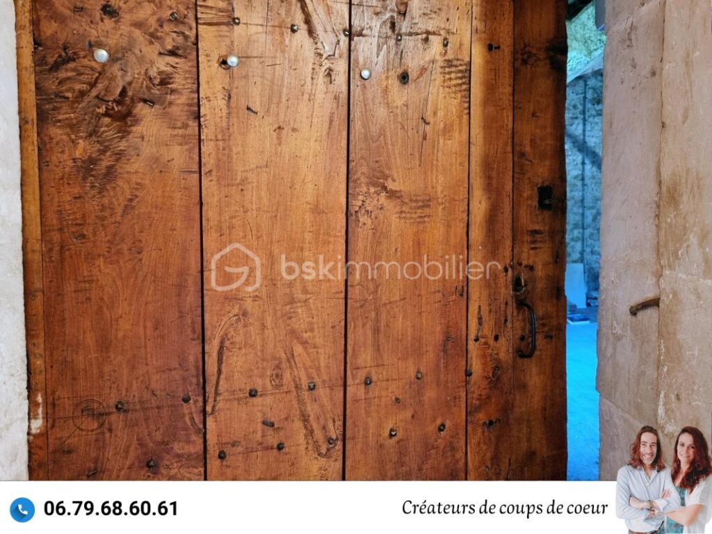 Ancien corps de ferme à rénover – 5 pièces – 4 chambres – 173 m²