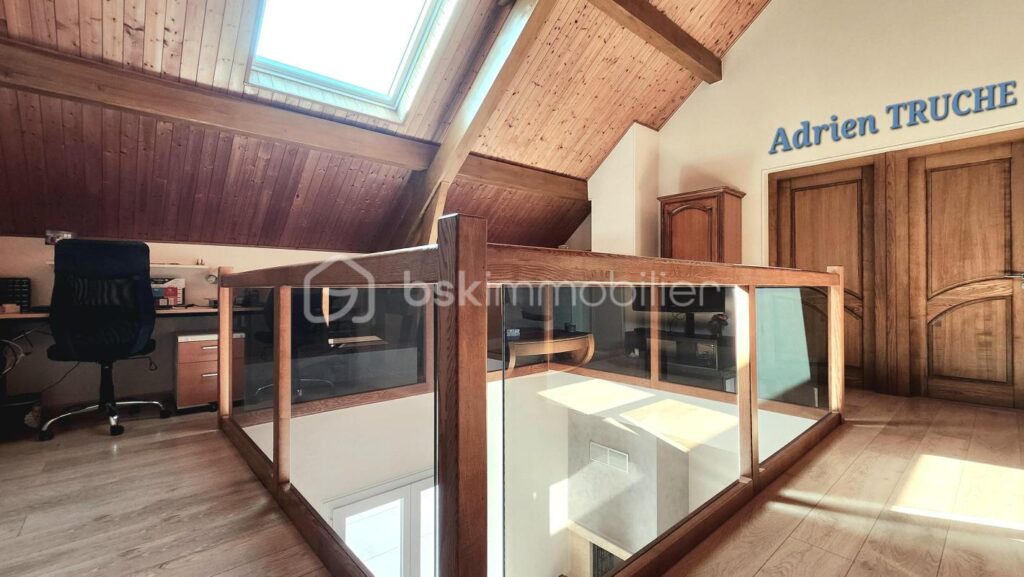 Magnifique cadre panoramique à découvrir – 5 pièces – 3 chambres – 125 m²