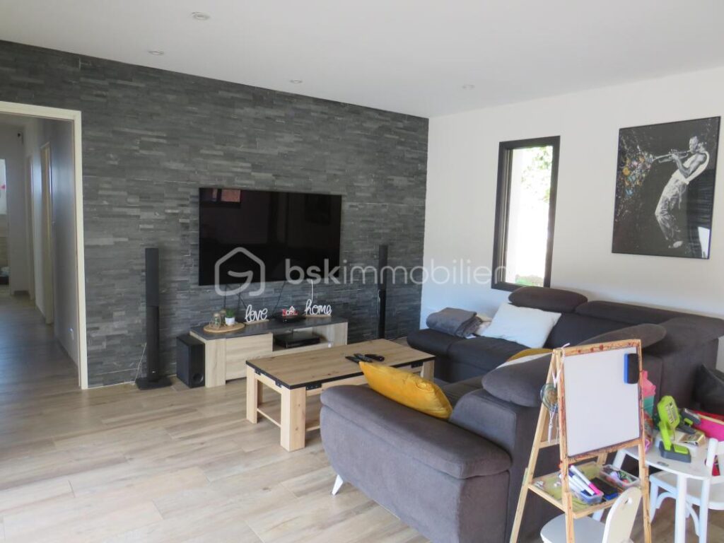 Maison plain-pied récente de 135 m² dans un cadre idyllique du Bas-Armagnac, RT 2012 sous garantie décennale – 4 pièces – 3 chambres – 135 m²