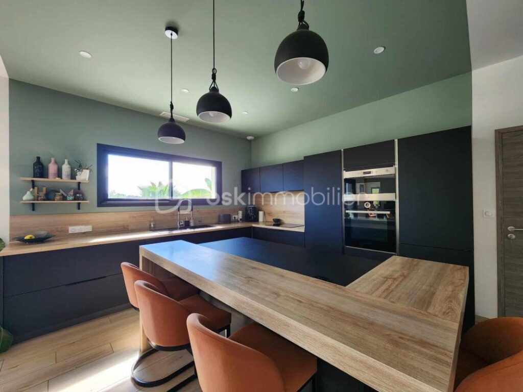 Splendide villa avec vue dominante – 5 pièces – 4 chambres – 171 m²