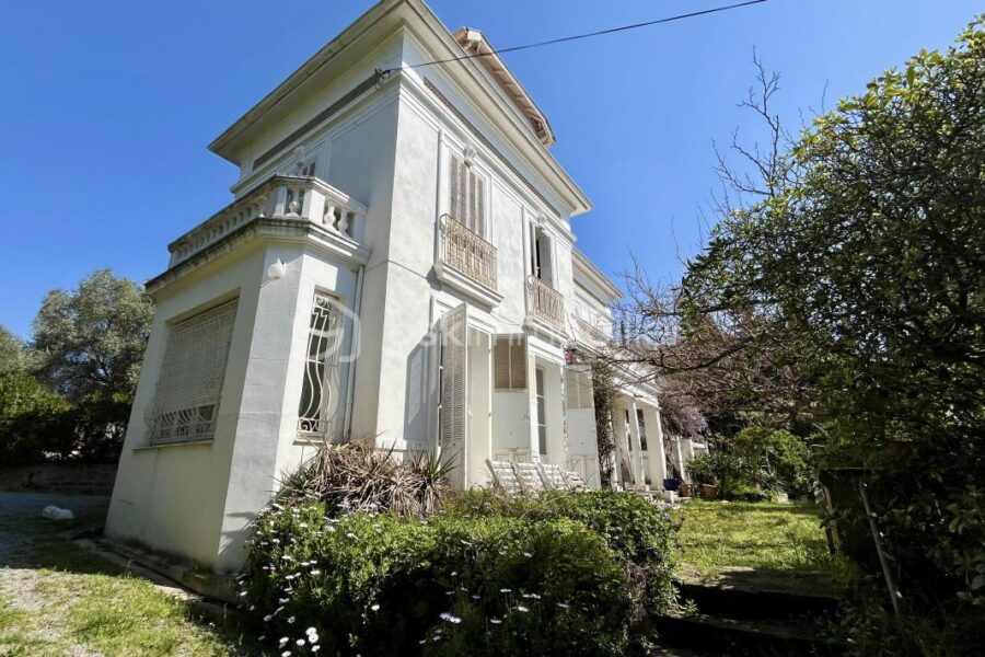 Maison à vendre à Saint raphael