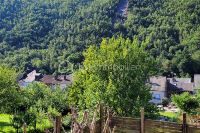 MAISON DE 122M2 A MONTHERME – 5 pièces – 3 chambres – 122 m²