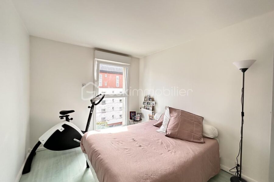 Appartement à vendre à Creteil — Vue sur la ville — photo 16