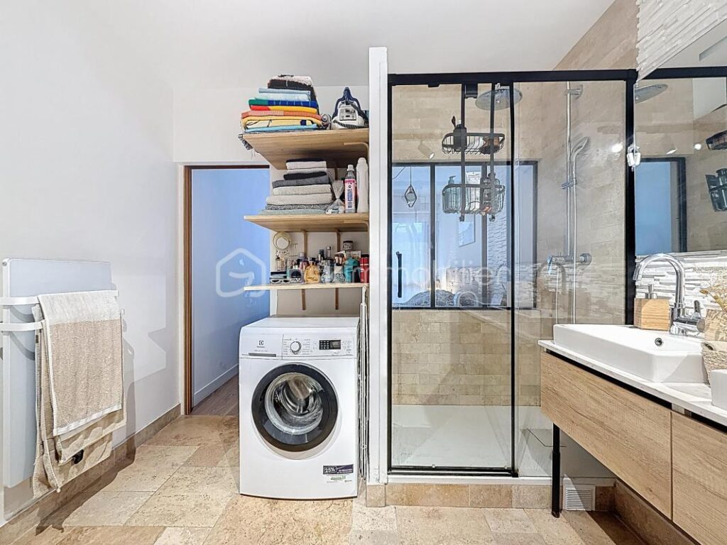 HAUTS DE RUEIL – T2 Dernier étage • large balcon plein soleil • Cave • Parking sécurisé – 2 pièces – 1 chambre – 56 m²