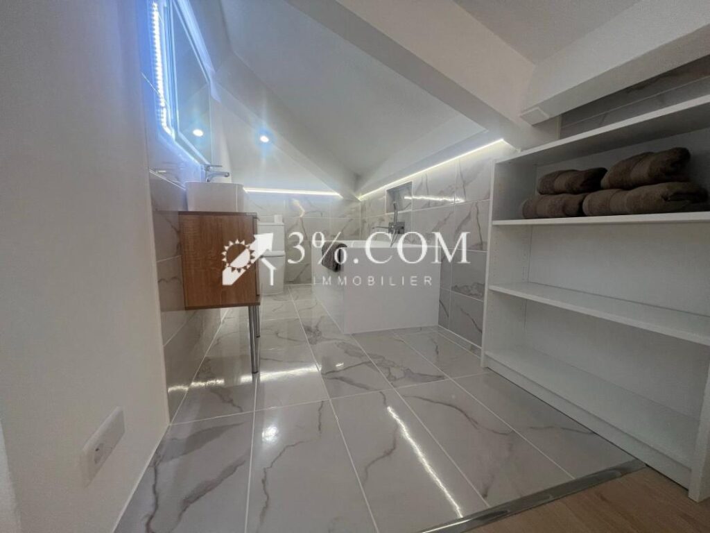 superbe duplex dans une résidence avec piscine – 4 pièces – 3 chambres – 100 m²