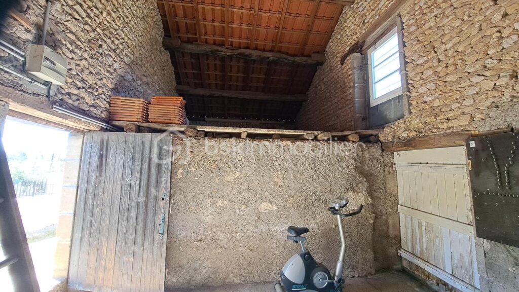 Corps de ferme – 4 pièces – 3 chambres – 136 m²