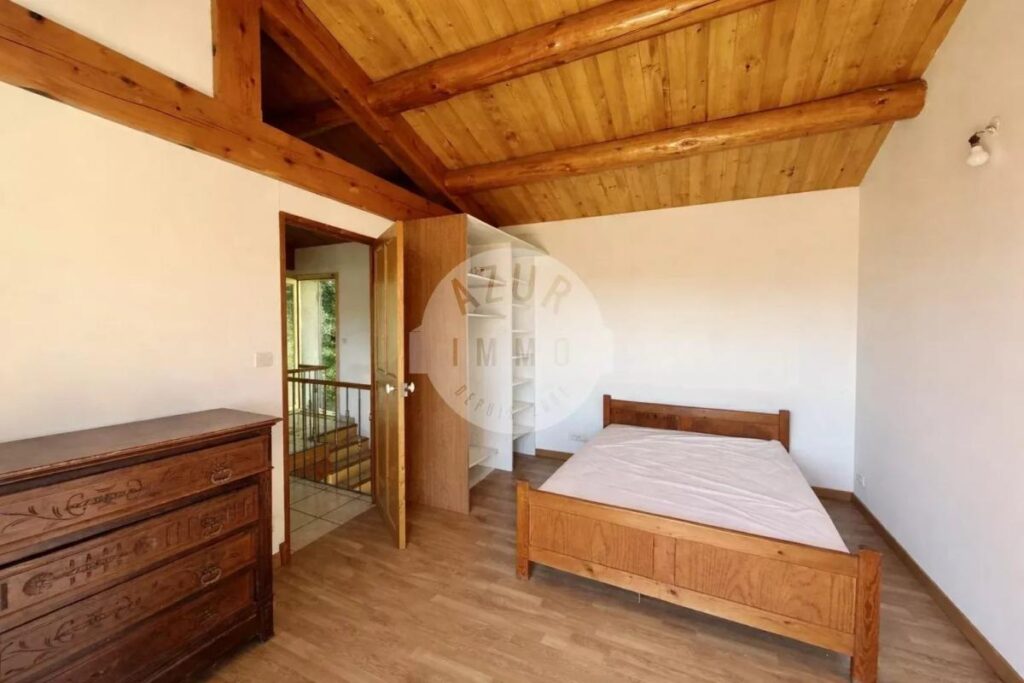 Lascours_Maison de type 3 91.08m² avec garage et dépendance sur 3000m² de terrain – 3 pièces – 2 chambres – 91 m²