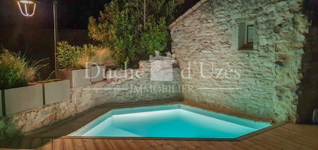 Maison – 6 pièces – 3 chambres – 150 m²