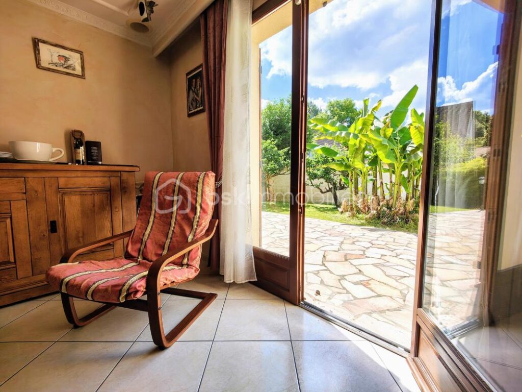 Belle maison 4 ch jardin clos, 2 terrasses au calme ! – 7 pièces – 4 chambres – 180 m²