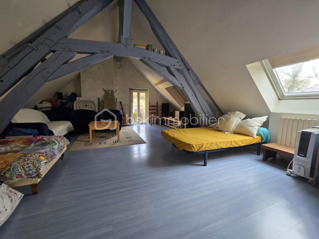 Magnifique Corps de Ferme de 188 m² à Chaulgnes – 5 pièces – 4 chambres – 188 m²