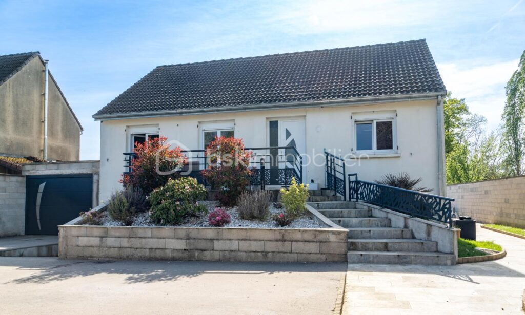 Maison 6 pièces – 4 chambres – Piscine – 6 pièces – 4 chambres – 129 m²