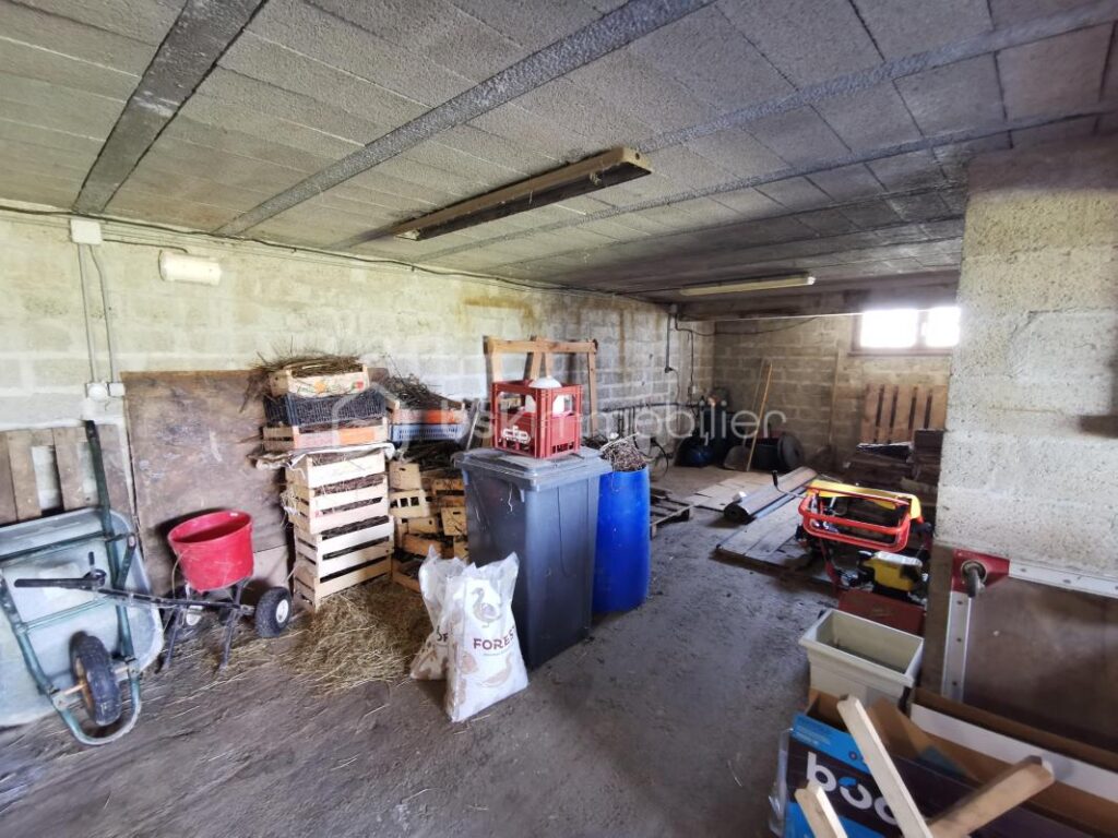 Grande maison familliale – propriété équestre – 6 pièces – 4 chambres – 128 m²