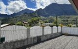 À vendre : Magnifique maison F5 de 2020 dans le cirque de Cilaos, à l’île de La Réunion – 5 pièces – 4 chambres – 137 m²