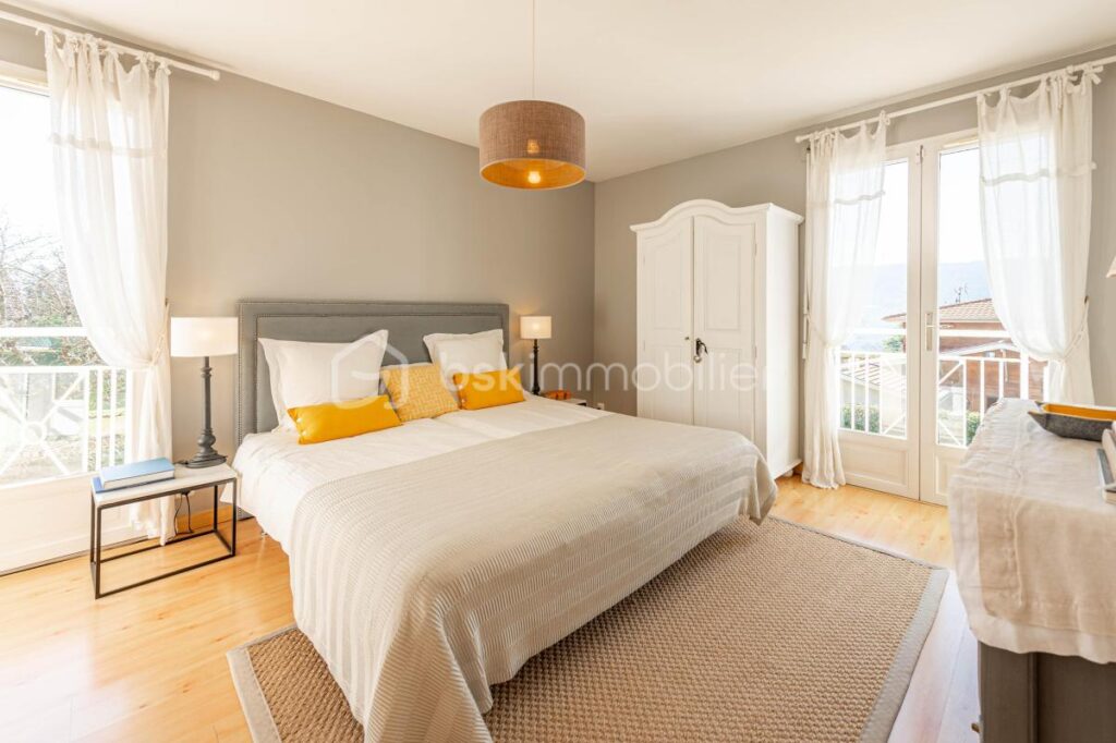 Maison mitoyenne Veyrier-du-lac – 6 pièces – 4 chambres – 140 m²
