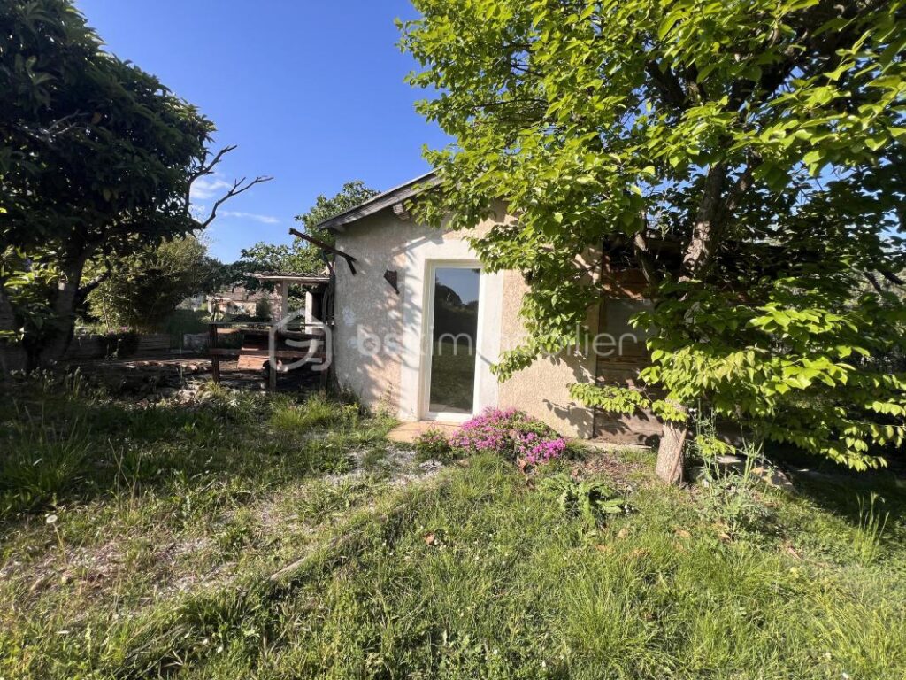 Villa double habitation sur 1810 m² avec vue – 7 pièces – 5 chambres – 168 m²