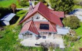 ✨ Saint Sixt – Maison familiale T6 rénovée avec vue montagnes, terrain de 1 262 m² ✨ – 6 pièces – 3 chambres – 128 m²