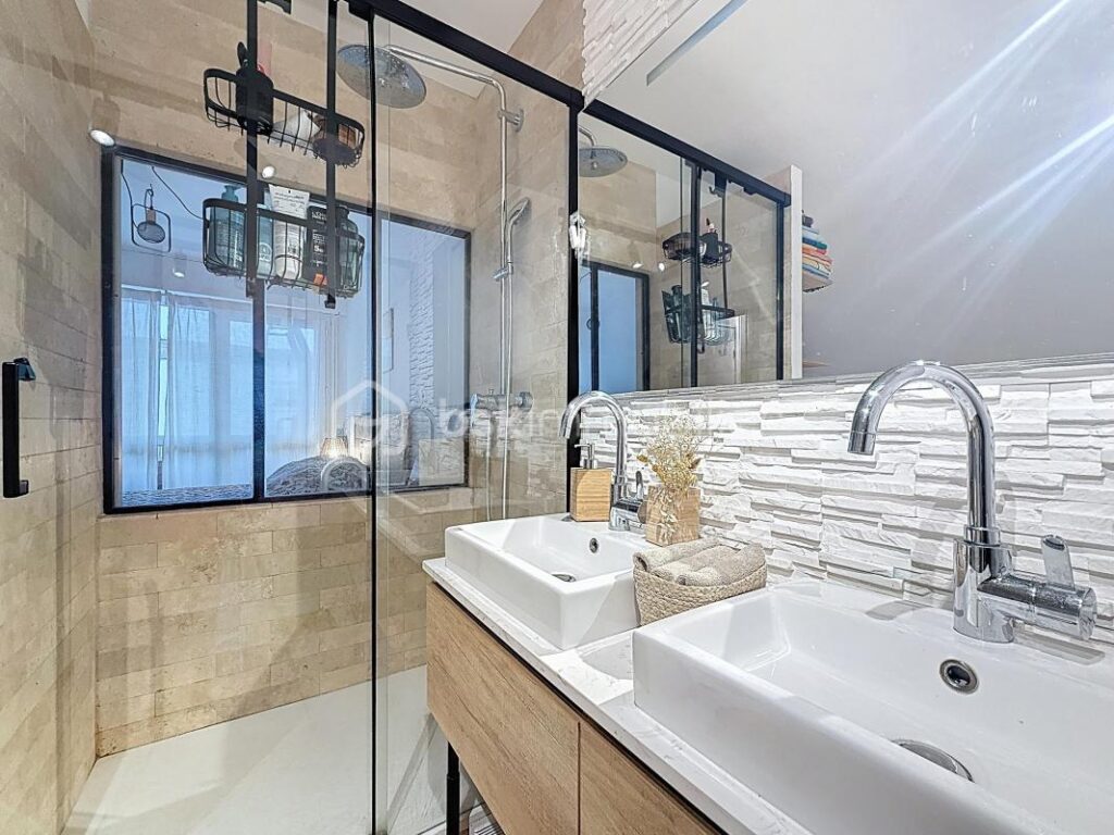 HAUTS DE RUEIL – T2 Dernier étage • large balcon plein soleil • Cave • Parking sécurisé – 2 pièces – 1 chambre – 56 m²