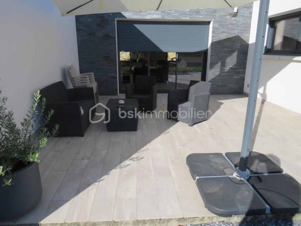 Maison plain-pied récente de 135 m² dans un cadre idyllique du Bas-Armagnac, RT 2012 sous garantie décennale – 4 pièces – 3 chambres – 135 m²