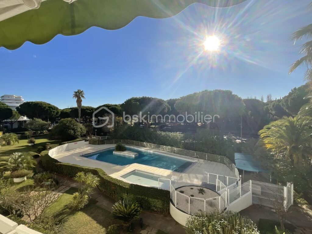 Un cocon avec parking, coté sud – 2 pièces – 1 chambre – 35 m²