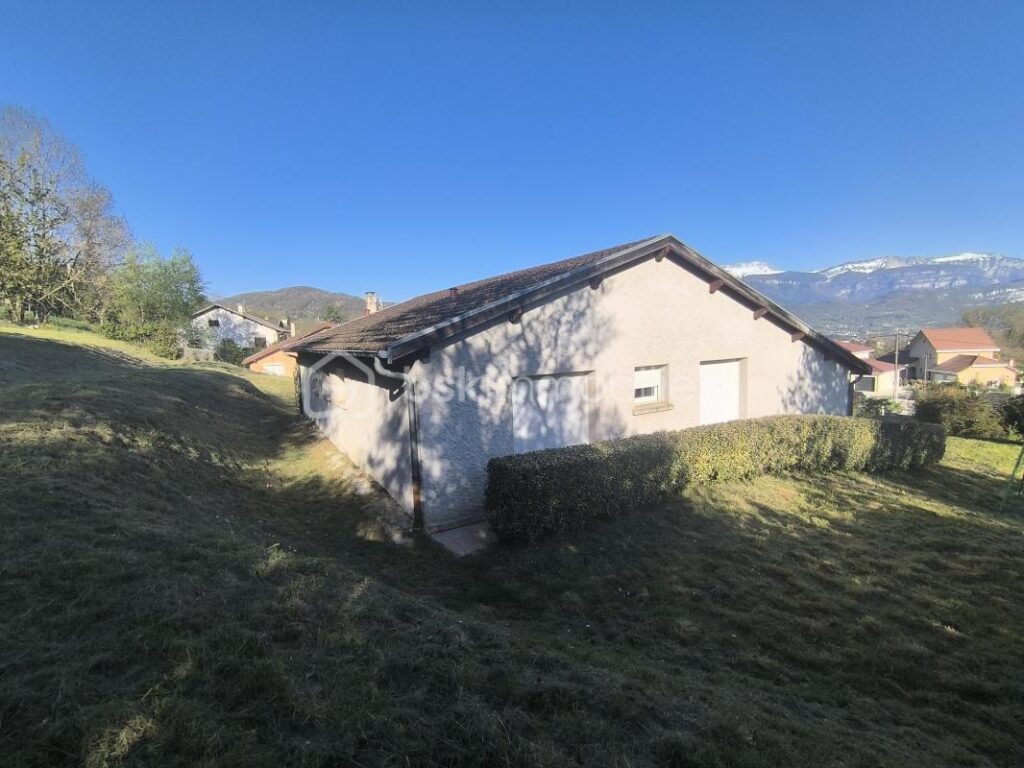 Exclusivité ! Bien rare – Maison familiale 151 m² sur 1 887 m² – 4 chambres – Vue dégagée – 6 pièces – 4 chambres – 151 m²