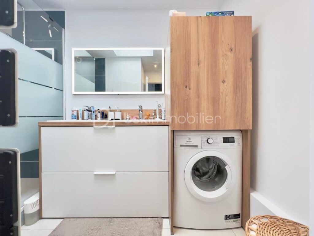 Appartement d&rsquo;exception au Port de CARNON-PLAGE – 3 pièces – 1 chambre – 64 m²