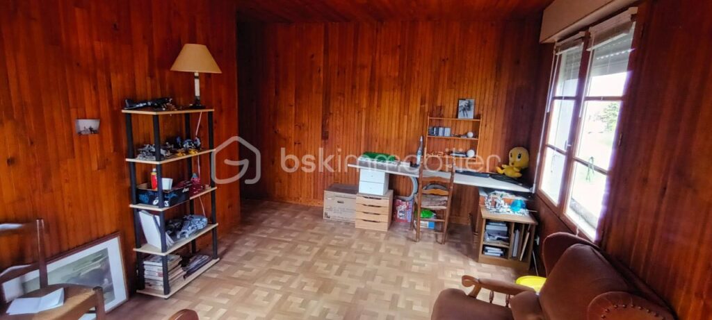 Maison familiale – 11 pièces – 8 chambres – 231 m²