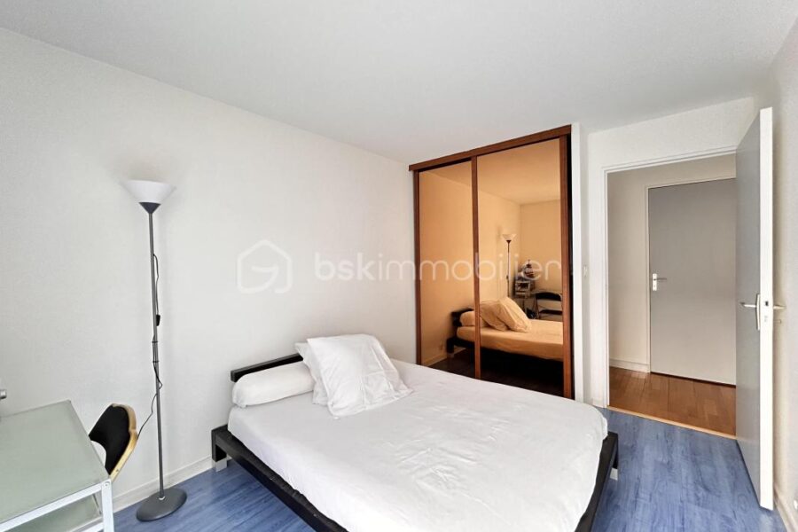 Appartement à vendre à Creteil — Vue sur la ville — photo 18
