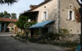 Évasion rustique en pleine campagne : sublime corps de ferme avec piscine et vaste terrain à Berganty – 15 pièces – 3 chambres – 374 m²