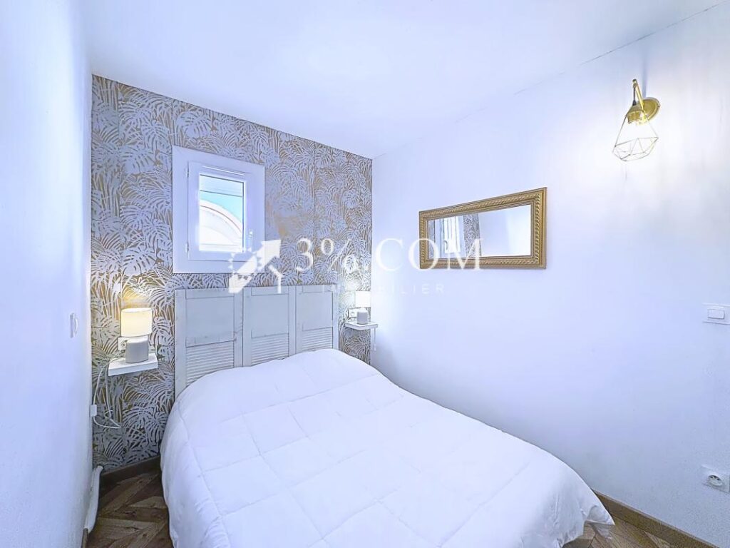 Appartement 2 pièces, balcon, vue port & place de parking, R – 2 pièces – 1 chambre – 24 m²