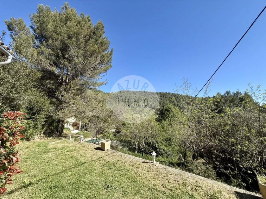 Lascours_Maison de type 3 91.08m² avec garage et dépendance sur 3000m² de terrain – 3 pièces – 2 chambres – 91 m²