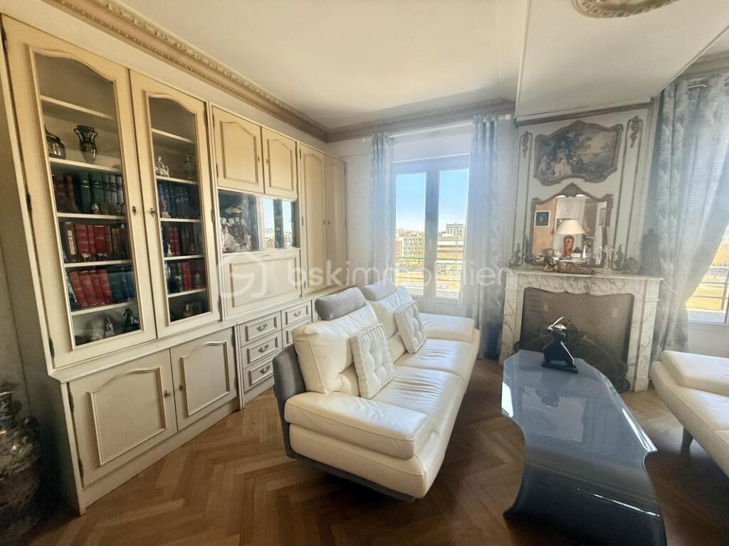 🏙️ Appartement 5 pièces – 86 m² – Centre-ville de Rennes VUE A 180° Au 6ᵉ étage avec ascenseur – 4 pièces – 2 chambres – 86 m²