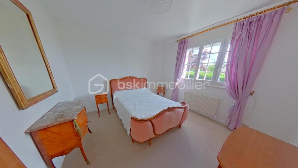 ✨ Maison traditionnelle avec vue panoramique – Cadre exceptionnel à 3 min de Pont-sur-Yonne ✨ – 5 pièces – 4 chambres – 140 m²