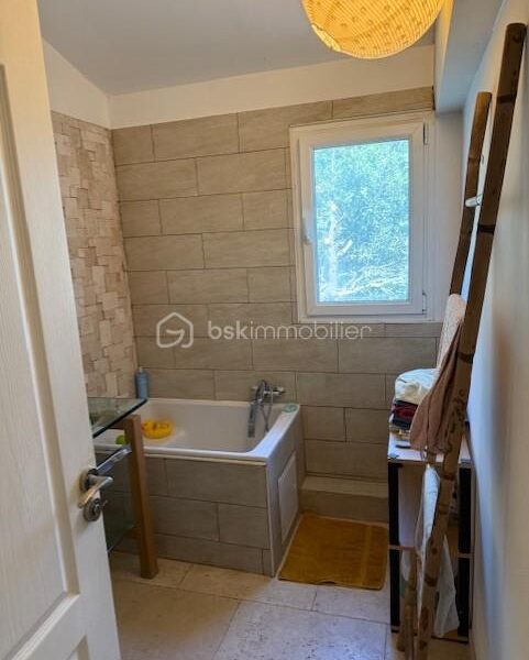 Maison à vendre à Vernegues