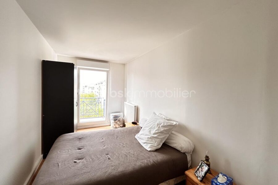 Appartement à vendre à Creteil — Vue sur la ville — photo 19