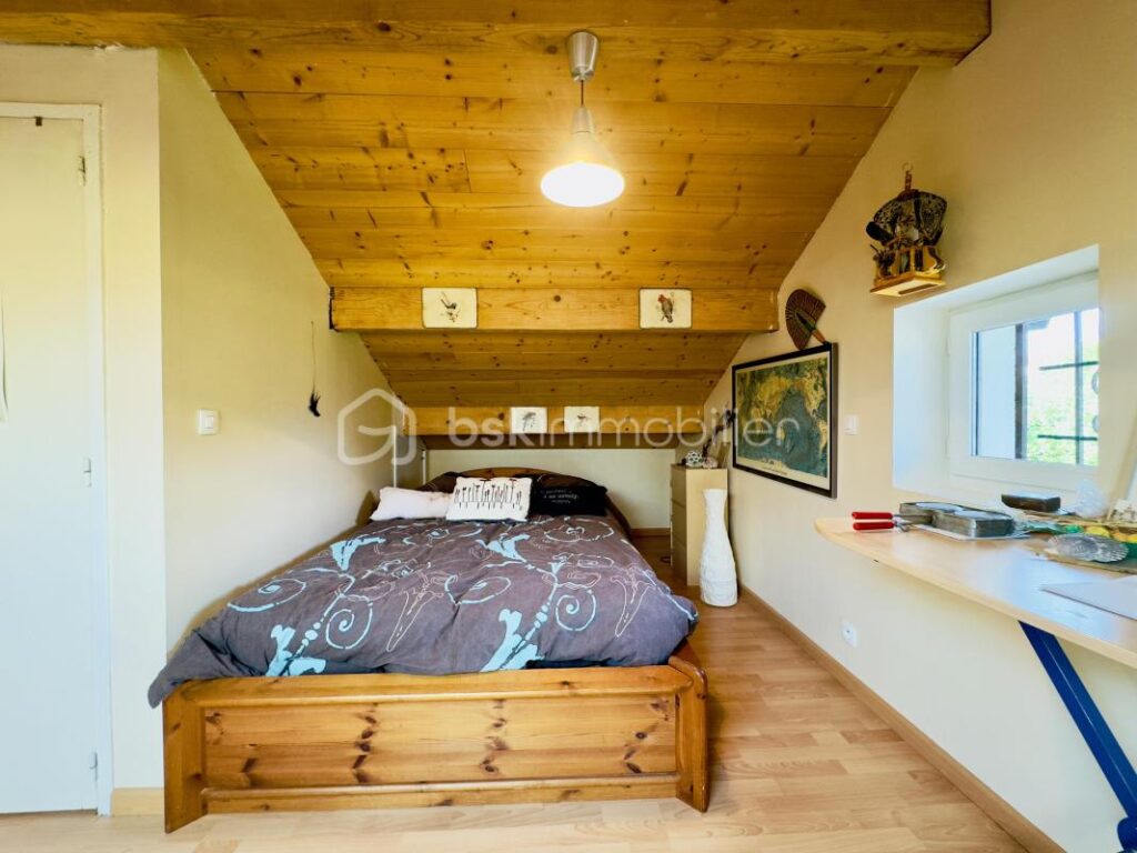 VILLA FAMILIALE D&rsquo;ARCHITECTE – VUE PANORAMIQUE – EPAGNY METZ-TESSY – 6 pièces – 4 chambres – 167 m²