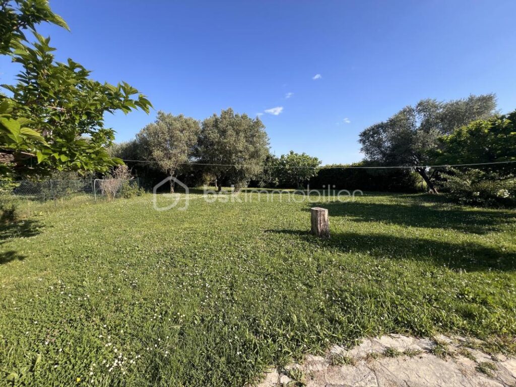 Villa double habitation sur 1810 m² avec vue – 7 pièces – 5 chambres – 168 m²