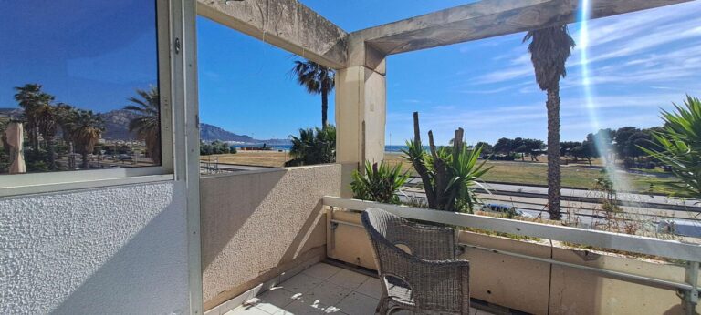 Bel Appartement T2 VUE MER – Quartier LA PLAGE 13008 Marseille – réf : 933 – 2 pièces – 1 chambre – 45 m²