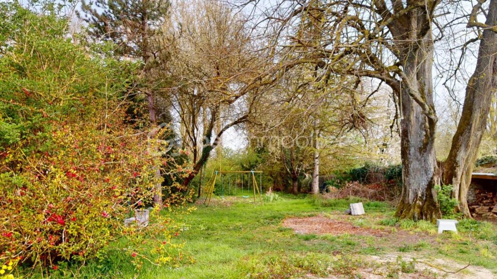 Maison de campagne 3 pièces 92 m² – 3 pièces – 1 chambre – 92 m²